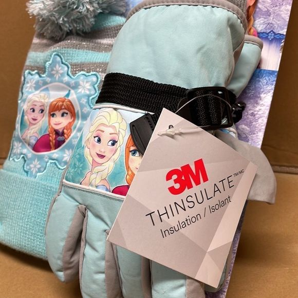 Disney frozen 3M insulate it Hat and ski club set - Picture 2 of 4